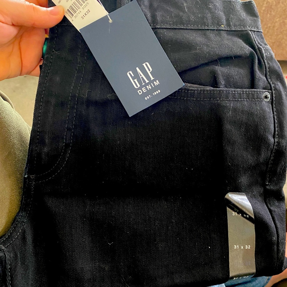 Men’s black Gap jeans. 31x32. Brand new with tags